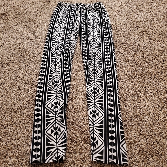 None Pants - 3 for $10🌻 Leggings